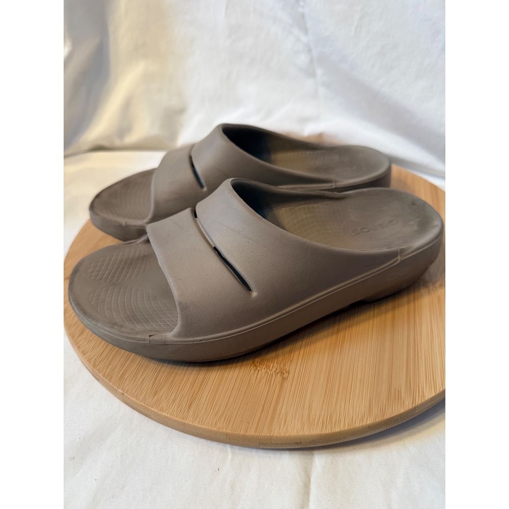 OOFOS OOahh Slide Sandals Taupe Gray Recovery Footwear Womens 7 Mens 5 EU 38